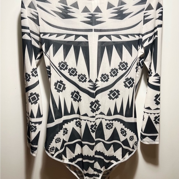 New Black and white Aztec design sheer bodysuit, size XL. - Picture 2 of 3